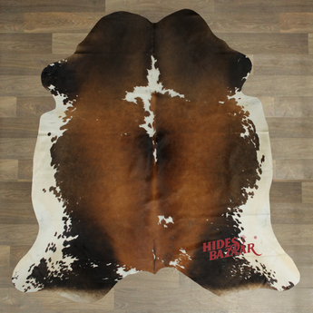 Exotic Cowhide Rug (Size 7'0'' x  7'0'') HBA057 EXACT HIDE SHOWN.